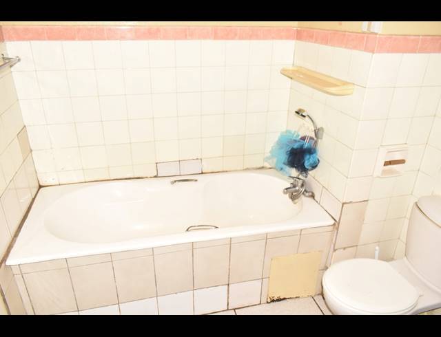 4 BEDROOM APARTMENT FOR SALE IN SUNNYSIDE